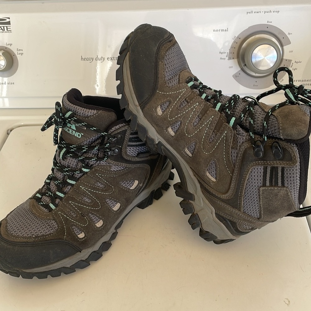 Ascend Women’s Hiking Boots Sz 9M - Picture 4 of 8